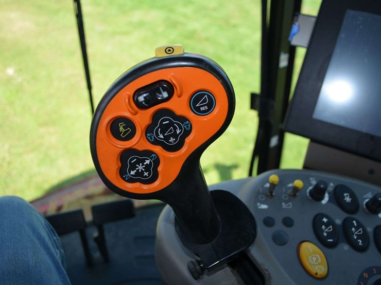 case-ih-8120-image-37