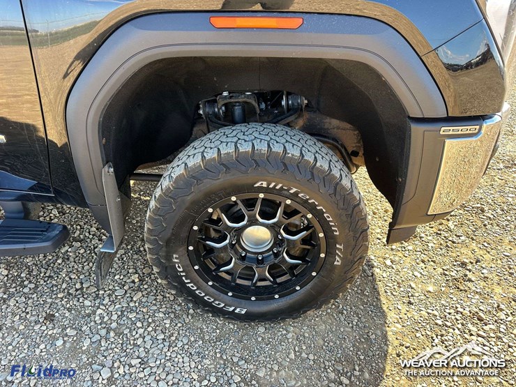 gmc-sierra-2500hd-image-38