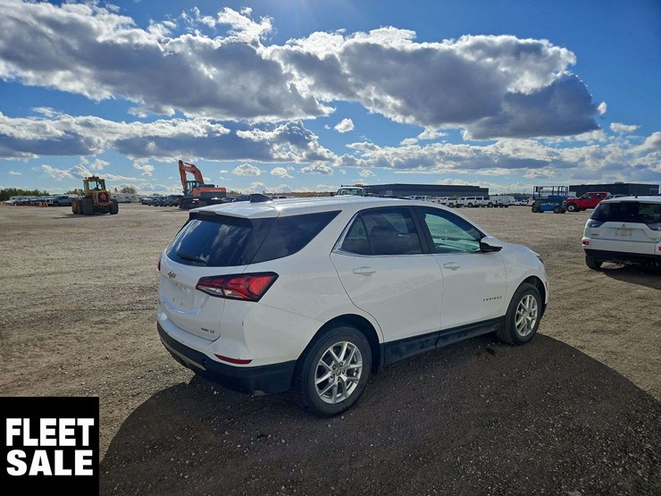 2022-chevrolet-equinox-image-4