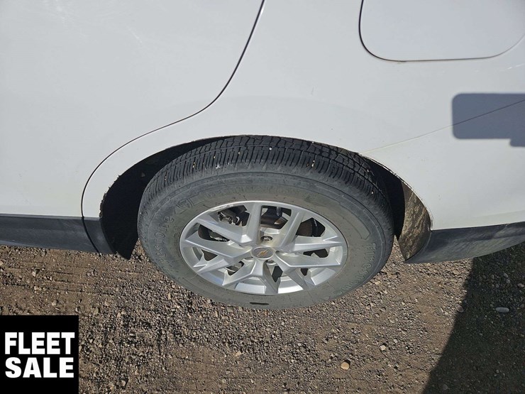 2022-chevrolet-equinox-image-10
