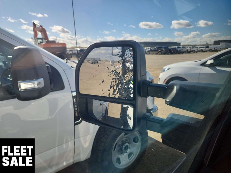 2023-ford-f550-image-27