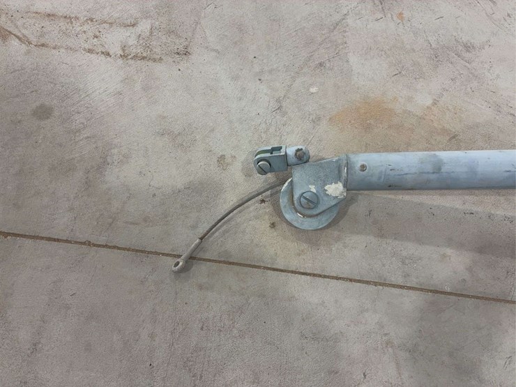 navy-portable-bomb-hoist-image-2