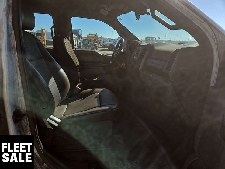 2020-ford-f350-image-16