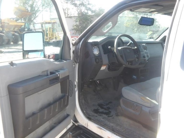 2015-ford-f450-image-23