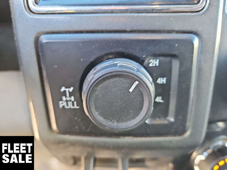 2021-ford-f350-image-19