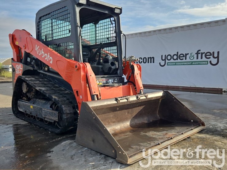 2023-kubota-svl65-2-image-19