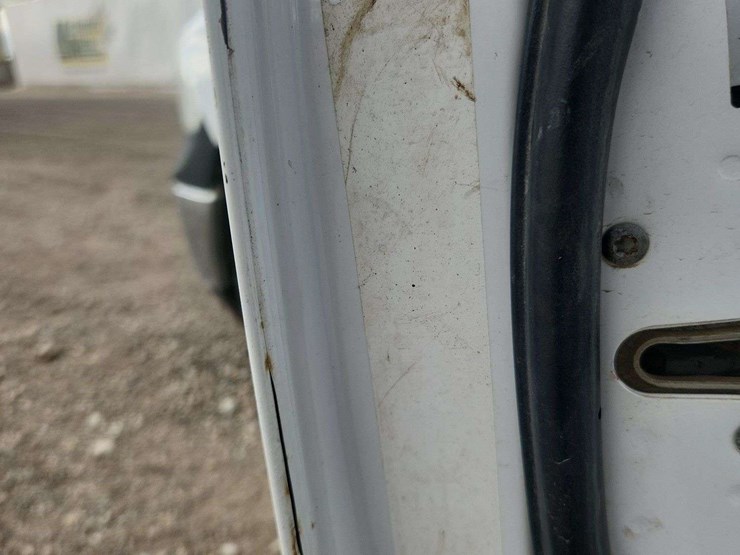 2014-dodge-1500-image-28