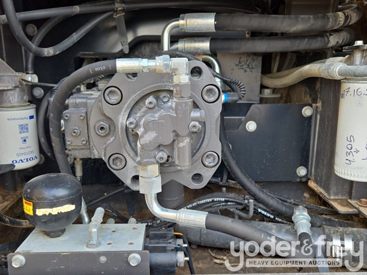 2021-volvo-ec200el-image-42