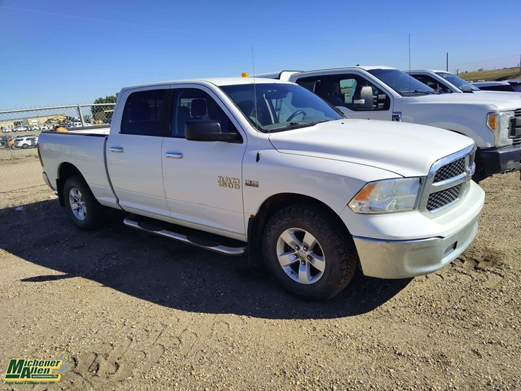 2014-dodge-1500-image-2