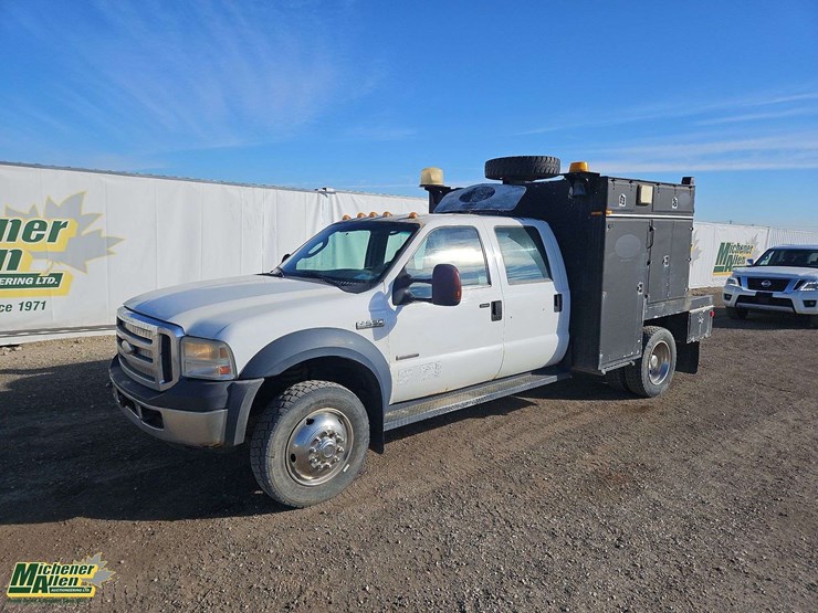 2006-ford-f550-image-1