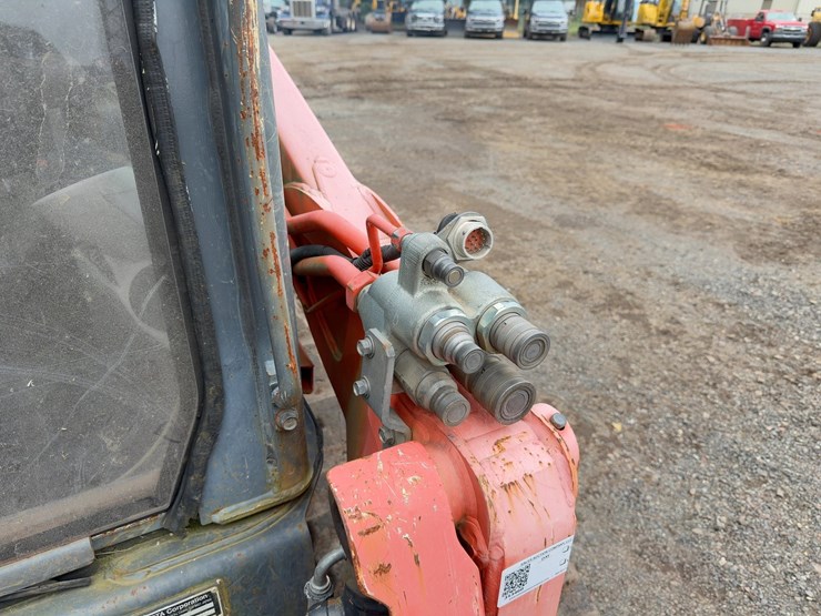 2019-kubota-svl95-2s-image-11