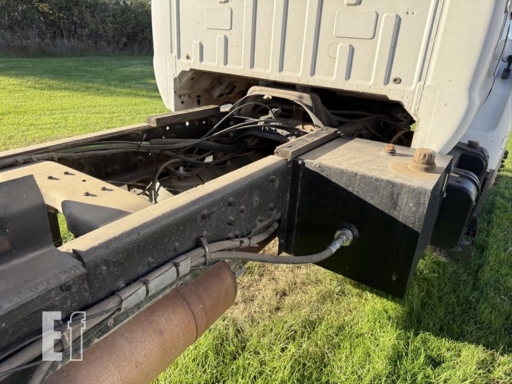 2000-ford-f750-sd-image-58