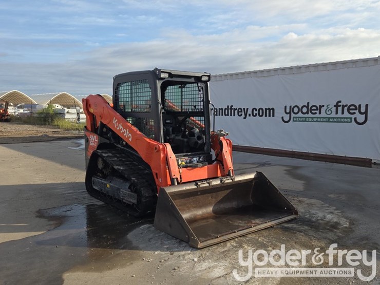 2023-kubota-svl65-2-image-7