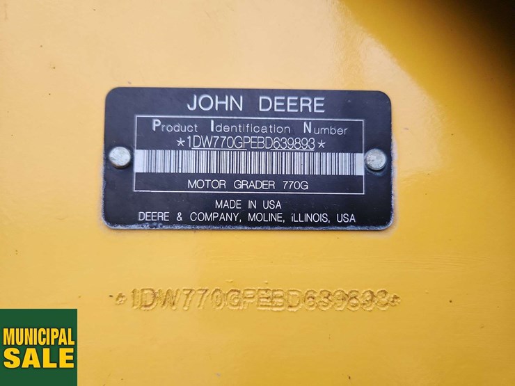 2012-deere-770gp-image-47
