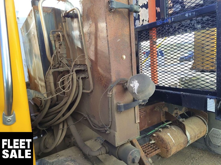 2003-sterling-lt8500-image-20