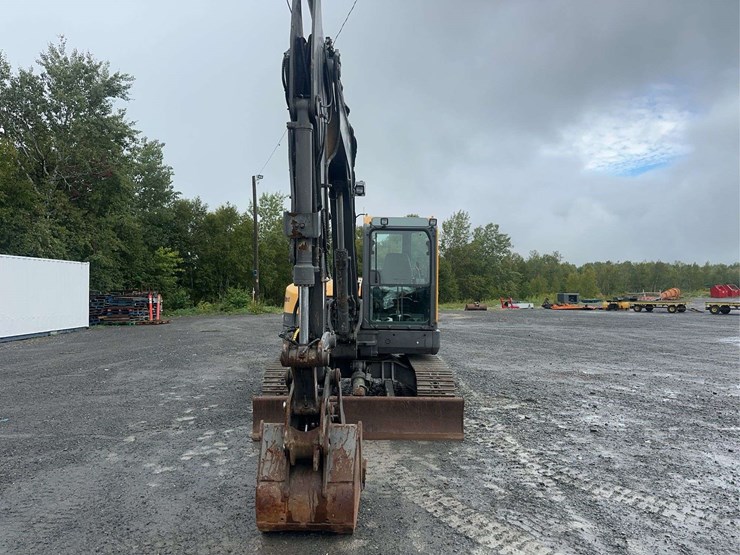 2017-volvo-ecr88d-image-2