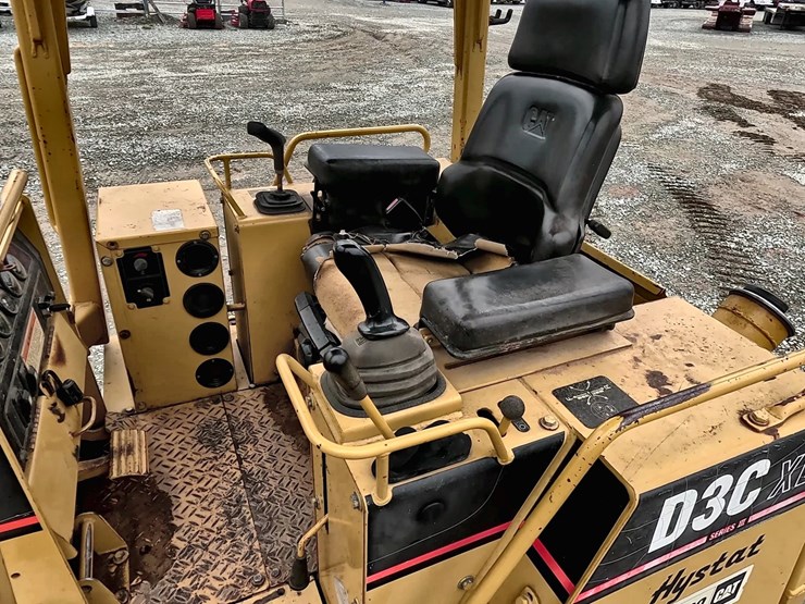 caterpillar-d3c-xl-image-40