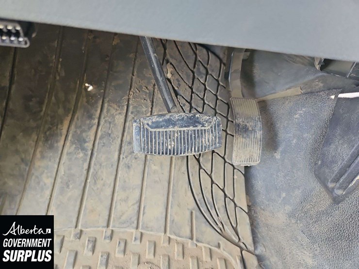 2011-ford-f350-image-22