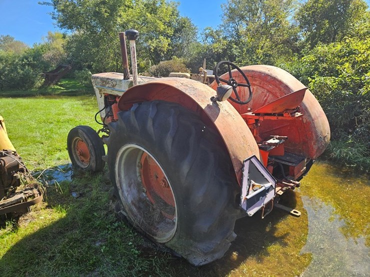 #2531-•-case-900-tractor-image-3