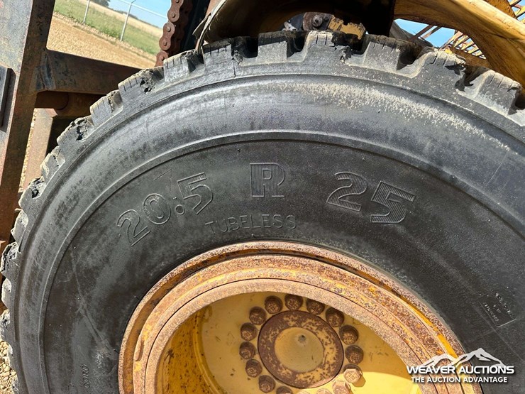 caterpillar-938f-image-35