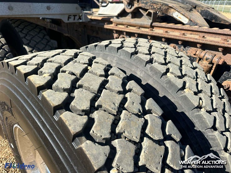 kenworth-t800-image-61