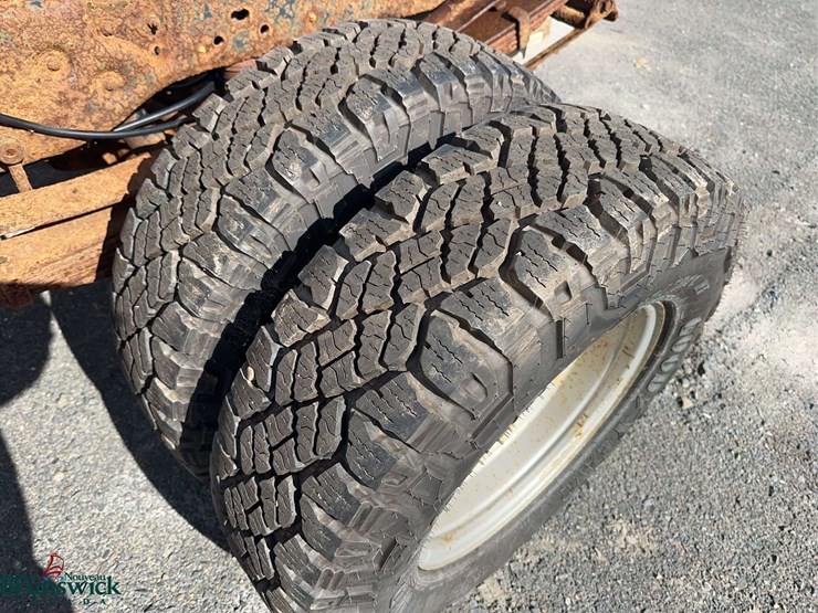 2011-ford-f350-xl-image-9