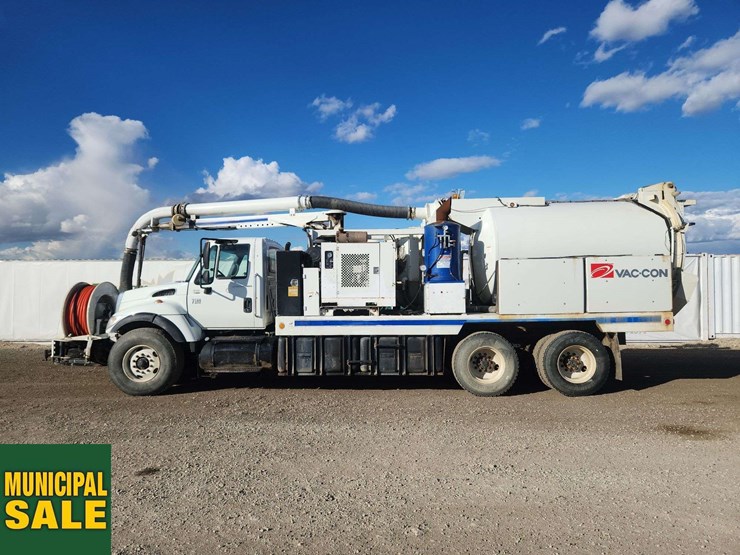 2007-international-workstar-7500-image-5