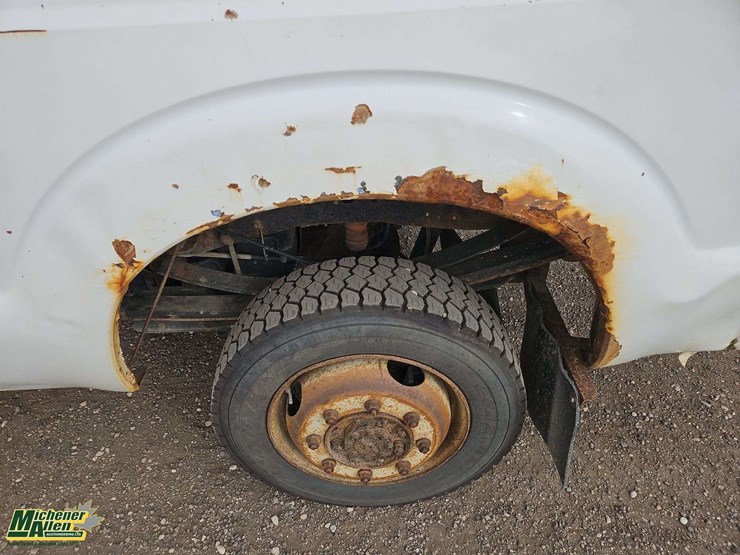 2011-ford-f350-image-10