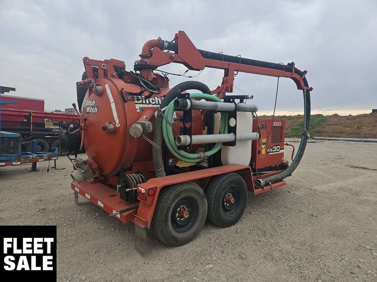 2012-ditch-witch-fx30-image-3