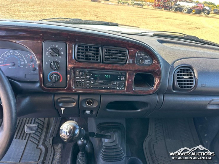 1999-dodge-ram-2500-image-12