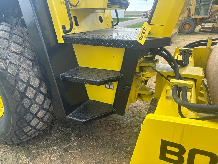 bomag-bw213d-image-9
