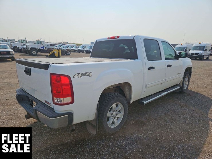 2013-gmc-sierra-1500-sle-image-4