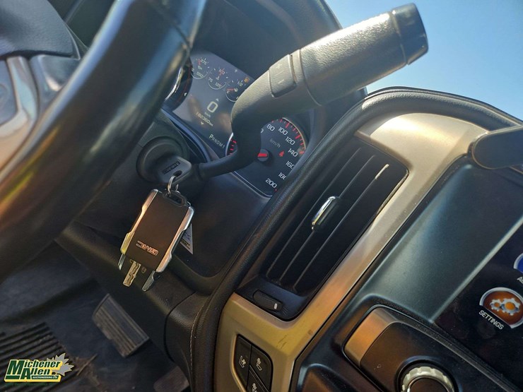 gmc-sierra-2500hd-image-23