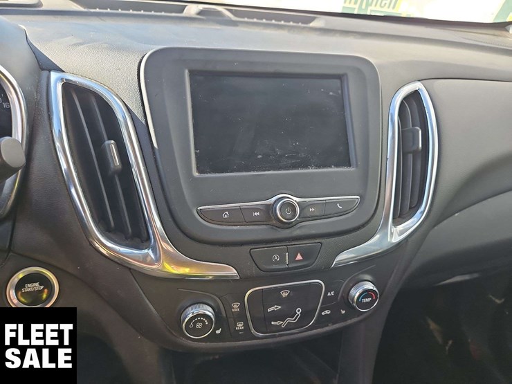 2022-chevrolet-equinox-image-19