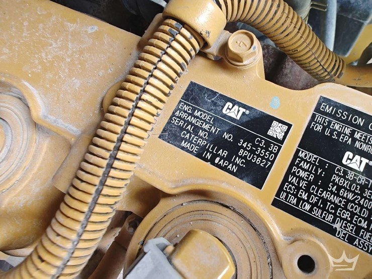 2024-caterpillar-246d3-image-13