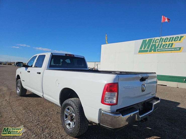 2019-ram-3500-tradesman-image-3