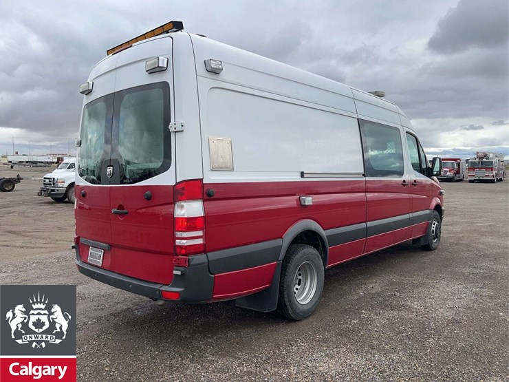 2008-dodge-sprinter-3500-image-4