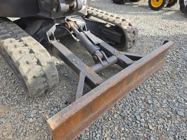 volvo-ec27d-image-20