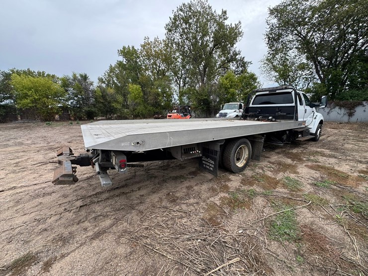 2015-ford-f650-image-5