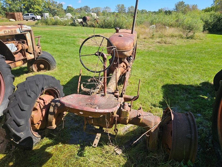 #2527-•-bf-avery-tractor-image-22