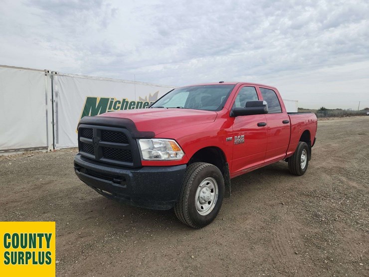 2015-dodge-2500-image-1