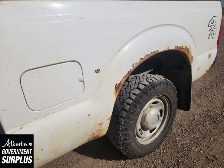 2016-ford-f250-image-32