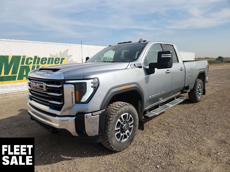 2024-gmc-sierra-2500hd-image-1