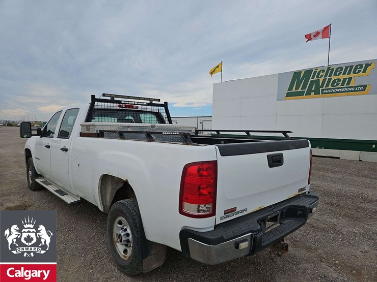 2009-gmc-sierra-2500hd-image-3