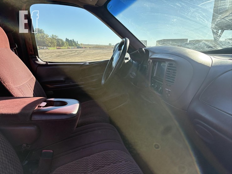 1997-ford-f150-xlt-image-25