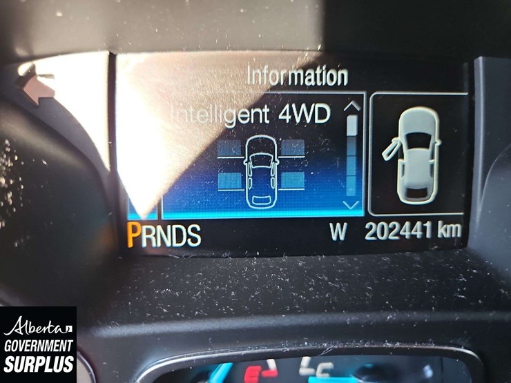 2016-ford-escape-se-image-24