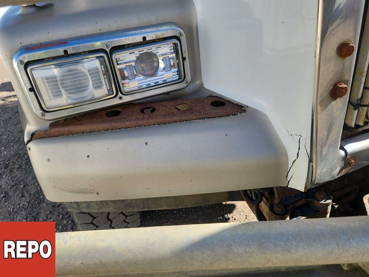 2014-western-star-4900-image-36