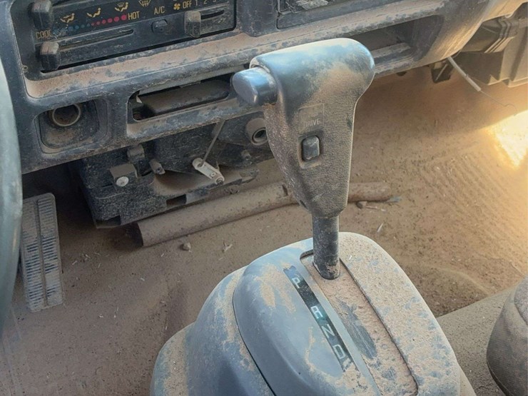 2006-chevrolet-w3500-image-30