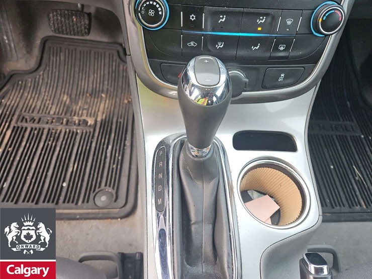 2015-chevrolet-malibu-ls-4dr-sedan-image-22