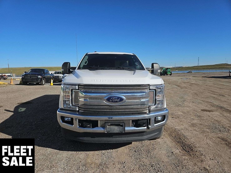 2019-ford-f350-image-8